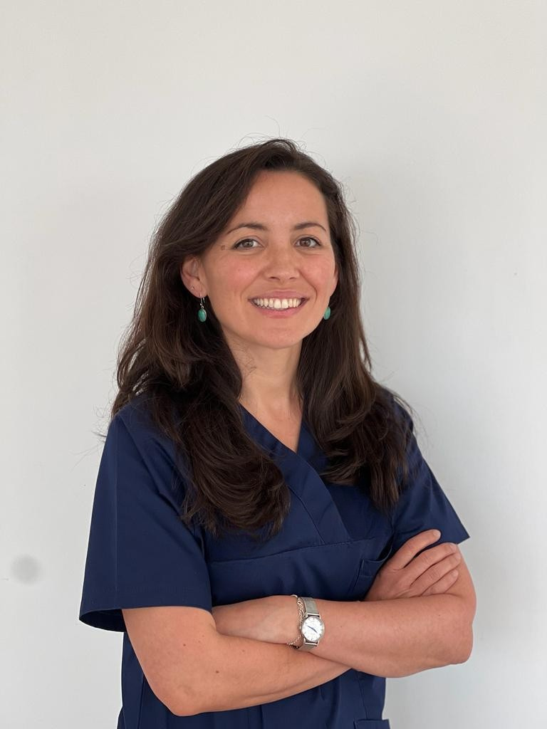 Dr Sabela Atencia FernándezInternal Medicine